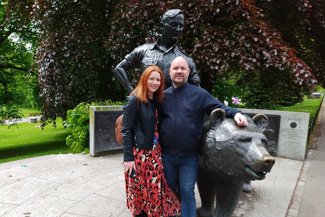 Edinburgh: The People's Story - Private Walking Tour - Greyfriars Bobby: candlemakers and a local reputation