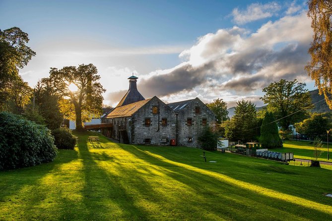 Edinburgh: The Ultimate Whisky Experience Tour - Dewar’s Aberfeldy Distillery: Where the Day’s First Tasting Happens