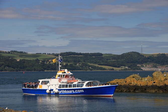 Edinburgh Three Bridges Cruise - Seals, puffins, and what to do when the wildlife shows up