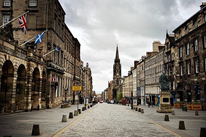 Edinburgh Unveiled: Luxury Private Driving Tour of Edinburgh - Holyroodhouse: What to Expect When the Queens Gallery Is Closed