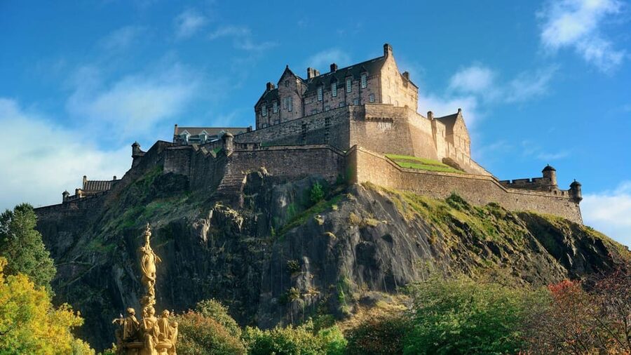 Edinburgh Walking Tour with a Local - Old Town Streets and Historic Closes: The Story Engine