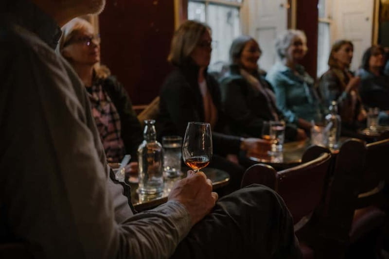 Edinburgh: Whisky Tasting and Storytelling in a Historic Pub - Timing, atmosphere, and practical tips that save time