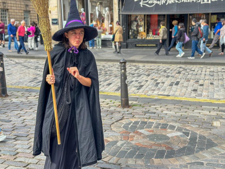Edinburgh: Witches & Haunted History Walking Tour - What the walk feels like on the ground