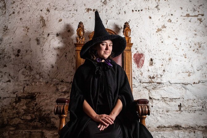 Edinburgh: Witches & Haunted History Walking Tour - Witches Well: an often overlooked stop that changes the tone