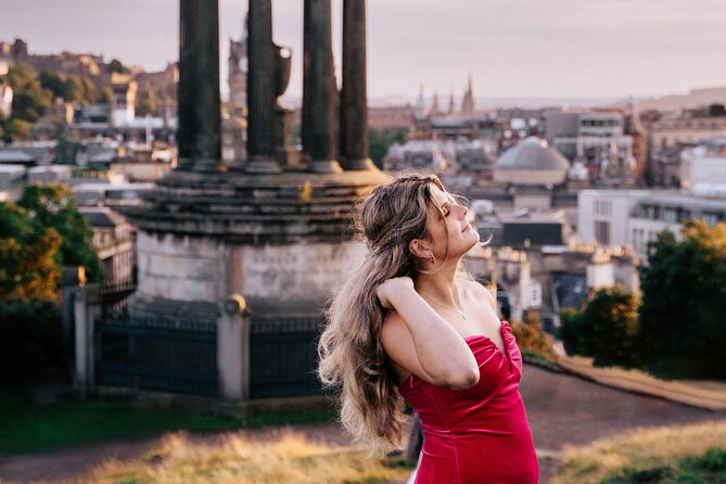 Enchanted Professional Private Photoshoot Tour in Edinburgh - Victoria Street: the quick photo stop with the Diagon Alley connection