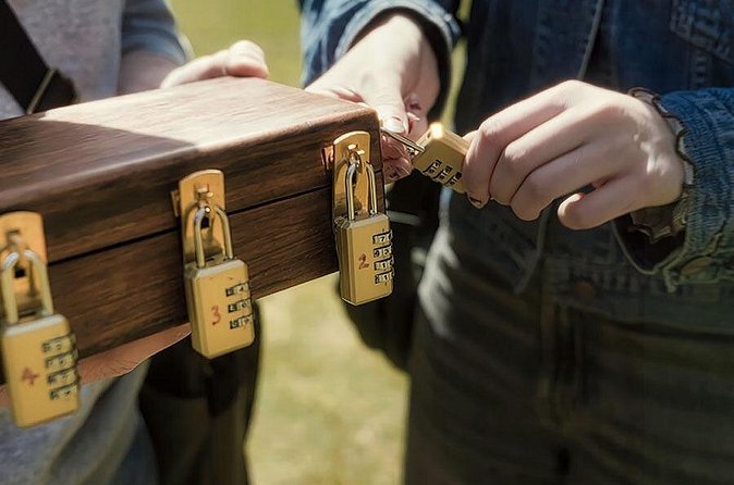 Escape Old Edinburgh with a Thrilling Outdoor Puzzle Trail - Finishing the Trail: Return the Satchel and Claim Your Prize