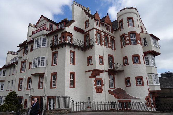 Essential Walking Tour of Edinburgh's Old Town - John Knox House and the Museum of Edinburgh: Small Stops, Big Payoff