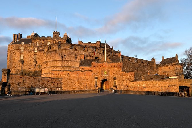Essential Walking Tour of Edinburgh's Old Town - Greyfriars and Grassmarket: Where Edinburgh’s Dark Stories Start