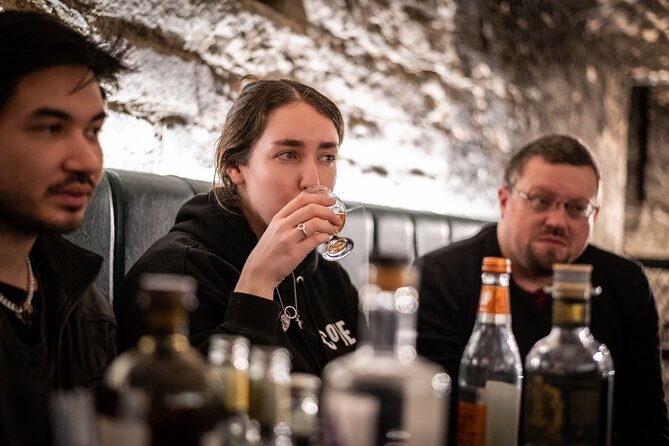 Evolution of Gin and Underground Gin Tasting in Edinburgh | 1hr - How the guided timeline works: gin history in plain language