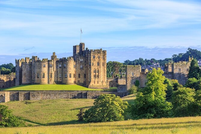 From Edinburgh: 1-day Outlander Tour - attractions included - Key highlights worth planning around