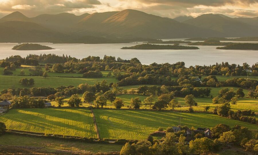 From Edinburgh: Glasgow & Scottish lakes Spanish Tour - Spanish guide quality: where the day can feel personal