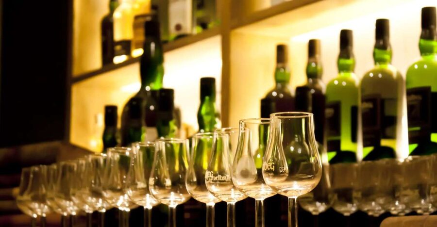 From Edinburgh: Islay and The Whisky Coast 4-Day Tour - Bowmore days: distillery tours, downtime, and what it means to stay local
