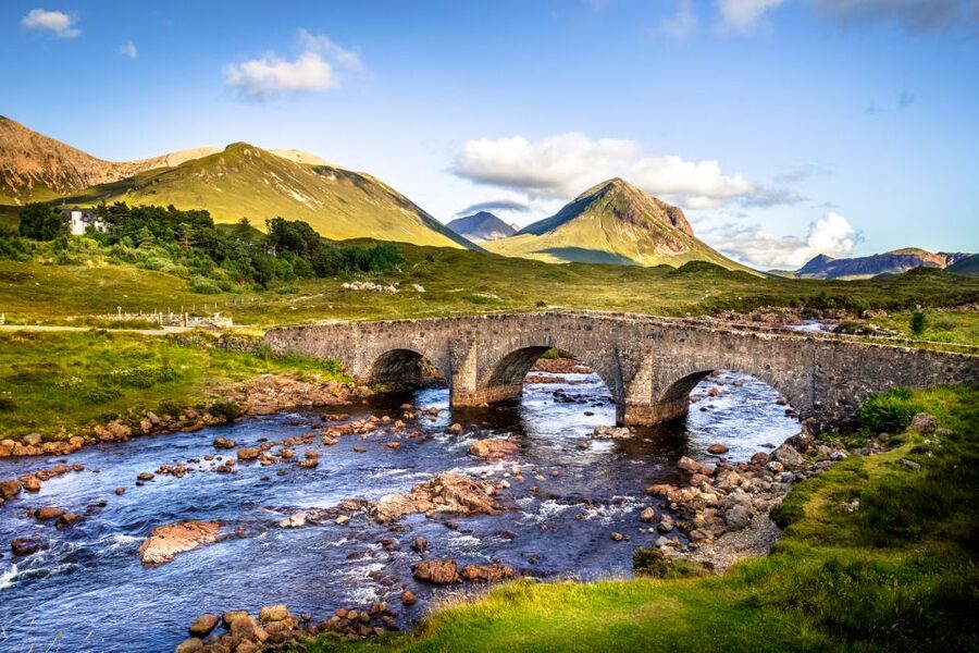 From Edinburgh: Isle of Skye 3-Day Tour with Accommodation - Dunvegan Castle option: legends and Clan MacLeod culture