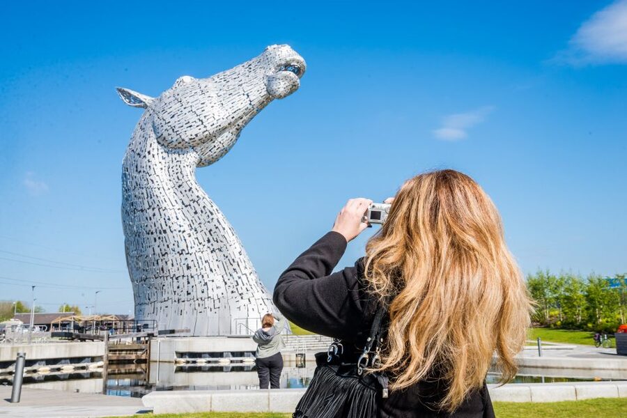 From Edinburgh: Loch Lomond, Kelpies & Stirling Castle Tour - Aberfoyle lunch stop: a break with literary connections