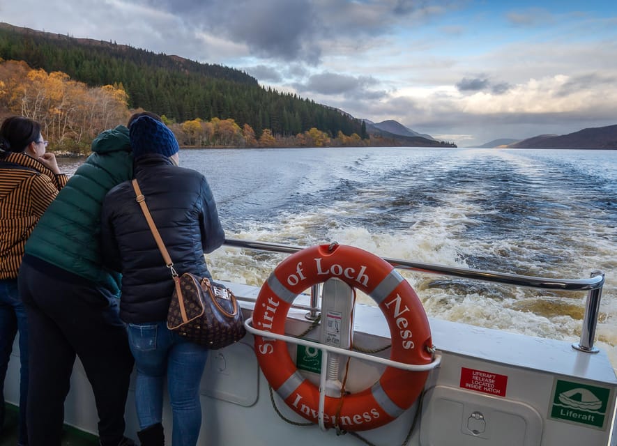 From Edinburgh: Loch Ness, Glencoe & Scottish Highlands Tour - The Highlands reveal: Stirling Castle pass, Callander break, and how the day moves