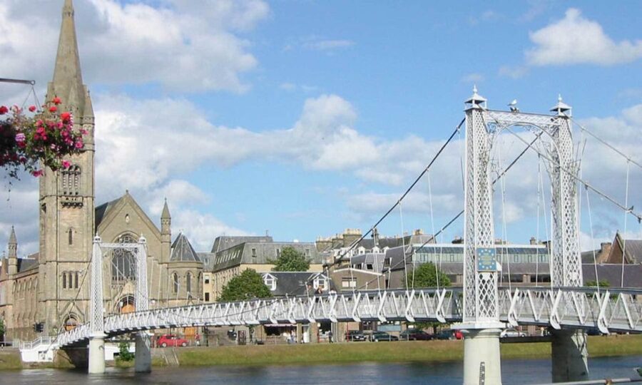 From Edinburgh: Loch Ness & Inverness Tour in Spanish - Price and logistics: what $78 buys you, and what costs extra