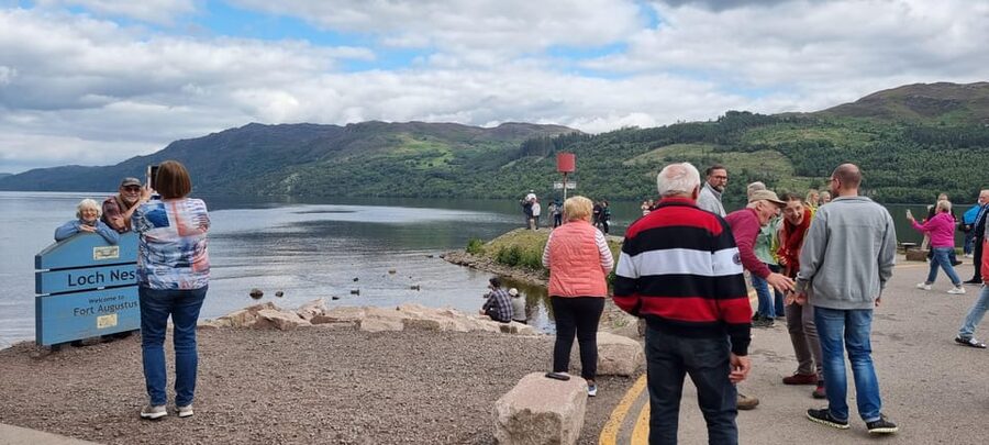 From Edinburgh: Loch Ness Private Day Tour with Transfers - Stirling Castle Views and Loch Lubnaig Photo Stop