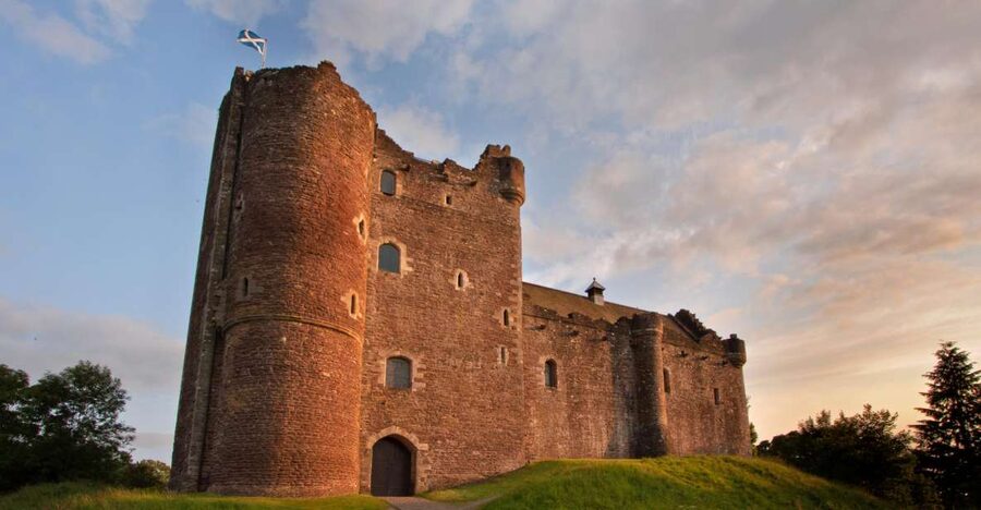 From Edinburgh: Outlander Adventure Day Tour with Entry - Key highlights at a glance