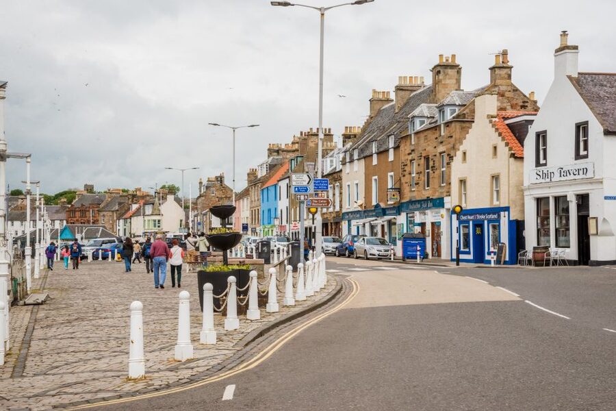 From Edinburgh: St Andrews & Fife's Fishing Villages - Loch Leven and Mary Queen of Scots: A Scenic Drive With Teeth