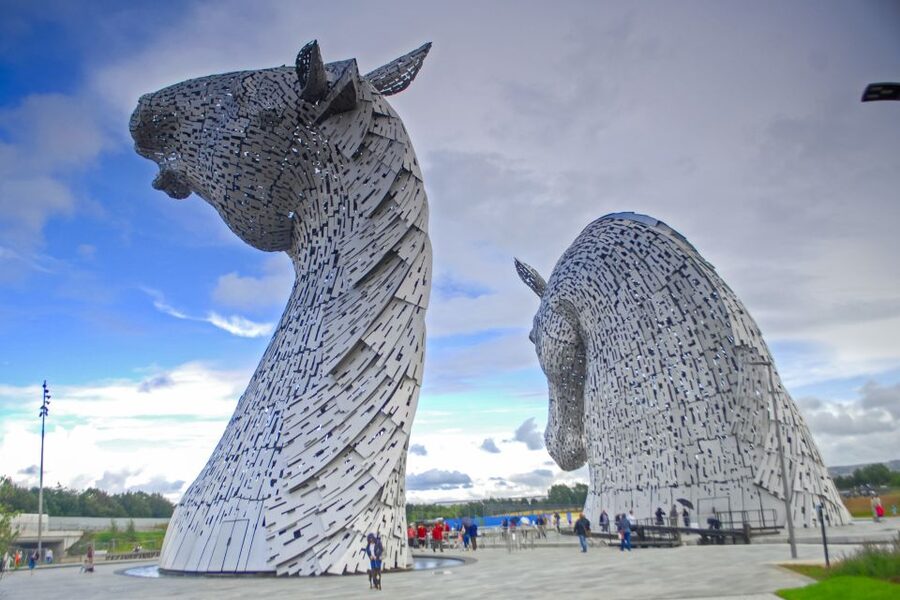 From Edinburgh: Stirling Castle, Loch Lomond & Whisky Tour - Glasgow first: Clydeside Distillery and your whisky nosing moment