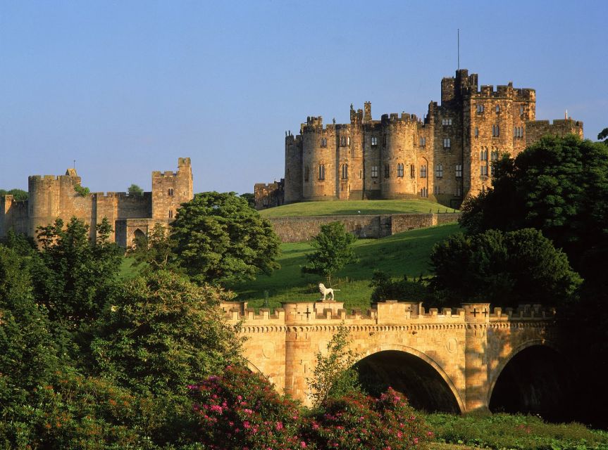 From Edinburgh: Viking Coast & Alnwick Castle Day Tour - Alnwick Castle: the Windsor of the North, with film magic