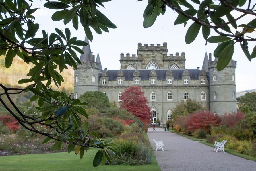 From Edinburgh: West Highland Lochs and Castles Day Trip - Starting in Edinburgh: Castle Terrace and an early rhythm