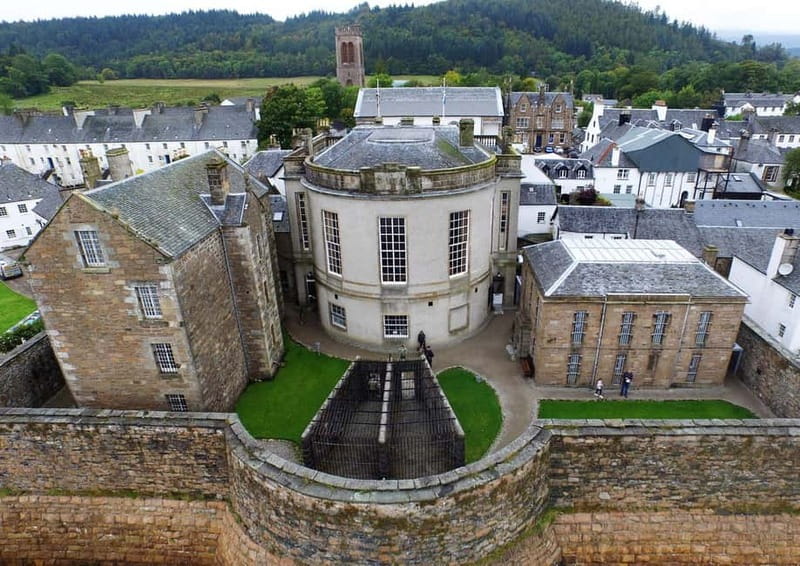 From Edinburgh: West Highlands, Castles & Lochs Day Tour - Luss on Loch Lomond: conservation village charm and a built-in walk