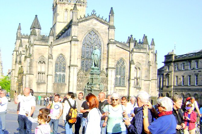 Full Day Tour of Edinburgh Including Lunch With A Local Expert - Meet Rishi and feel the small-group difference