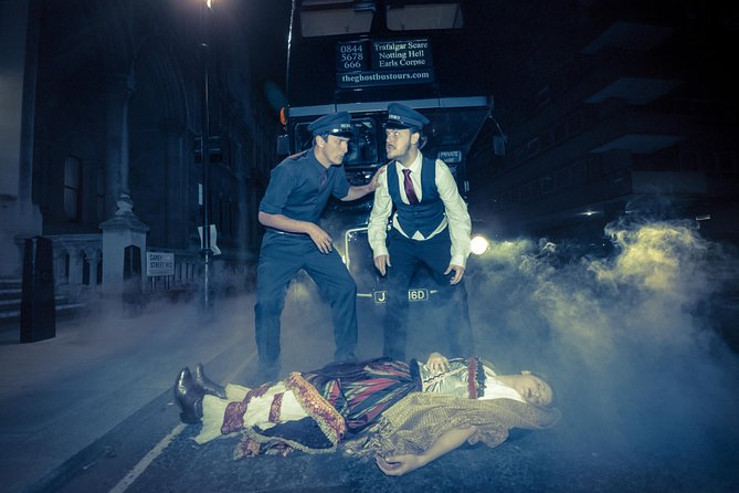 Ghost Bus Tour of Edinburgh - On-board effects and the comedy level (smoke, videos, and a live actor vibe)