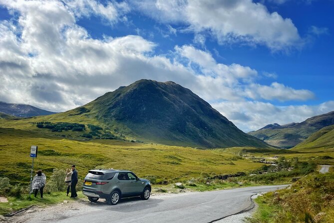 Glencoe & Highlands: Private Land Rover Tour - Three Sisters Viewpoint in Glencoe: Why Private Access Helps