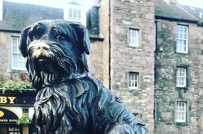 Greyfriars Walking Tour 90 Minutes Book the best! - The oldest grave at Greyfriars: what changed since 1561
