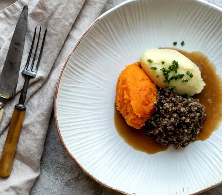 Haggis paired with whisky & gins in 56 North distillery! - The Self-Guided Format: Freedom With a Few Real-World Notes