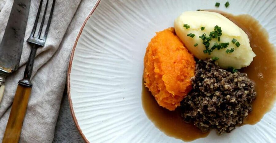 Haggis paired with whisky & gins in 56 North distillery! - Timing and Pace: A 2-Hour Slot That Moves