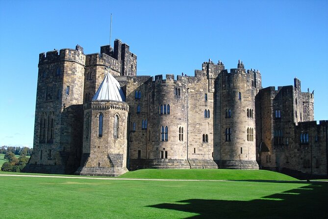 Harry Potter, Alnwick Castle, Bamburgh Castle, Seals Tour - Key highlights worth your attention