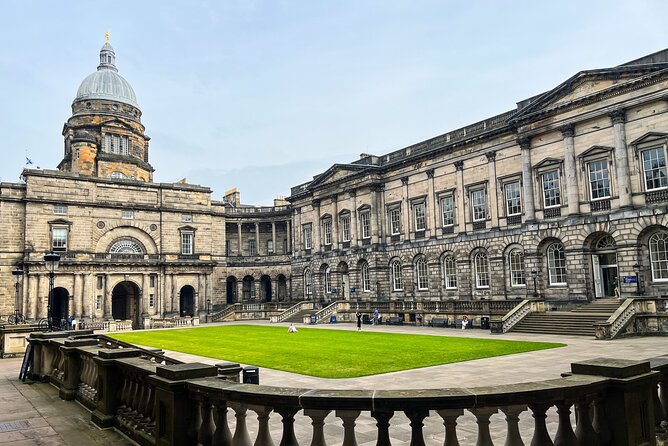 Harry Potter Origins Tour with Edinburgh Castle Tickets - Walking the Royal Mile With a Potter-Book Lens
