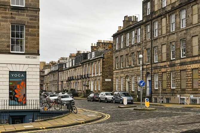 Harry Potter Origins Tour with Edinburgh Castle Tickets - Edinburgh Castle Views, Victoria Street, and City Chambers: Story Meets Real Places