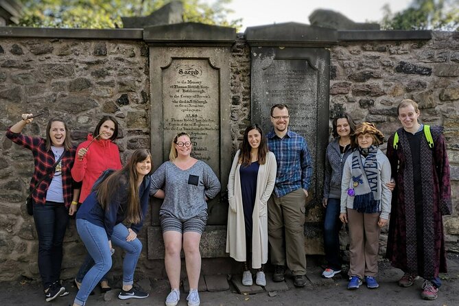Harry Potter Tour & Edinburgh Castle Visit - Spot-by-spot: how Edinburgh becomes Potter country
