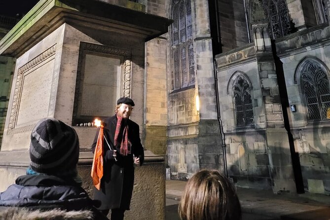 Haunted Histories walking Tour - Royal Mile to Greyfriars: a tight 90-minute route that actually moves