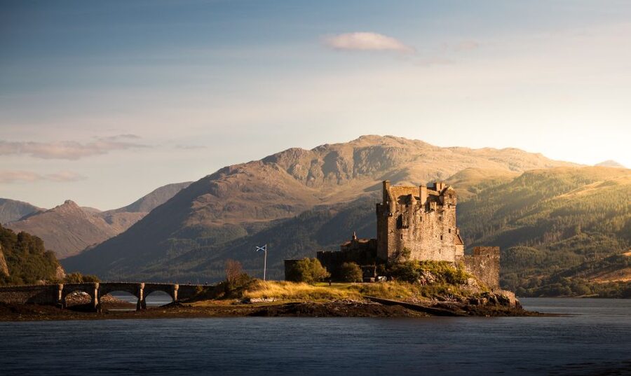Isle of Skye and the Highlands 5-Day Tour from Edinburgh - Day 2: Assynt crofting country, Ardvreck Castle ruins, and the white-sand drama of Achmelvich Bay