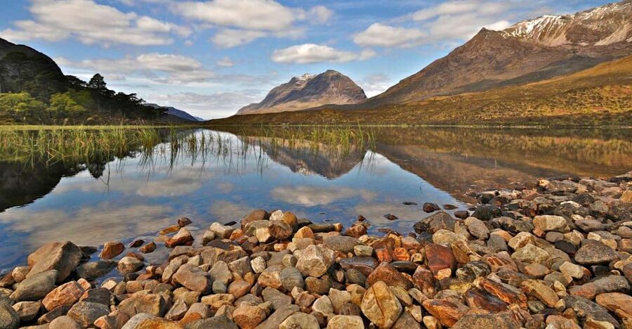 Isle of Skye and the Highlands 5-Day Tour from Edinburgh - Day 5: Eilean Donan Castle photo stop, Glencoe’s history, and the long drive home