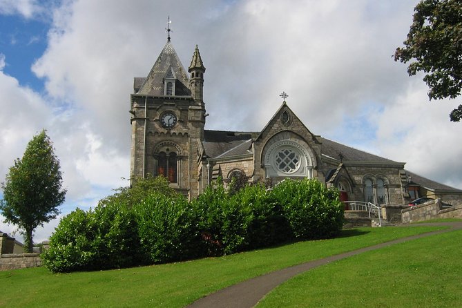 Loch Ness Glen Coe and the Highlands Italian Tour Guide - Getting Started in Edinburgh: 7:30 AM Pickup and a Smart Finish