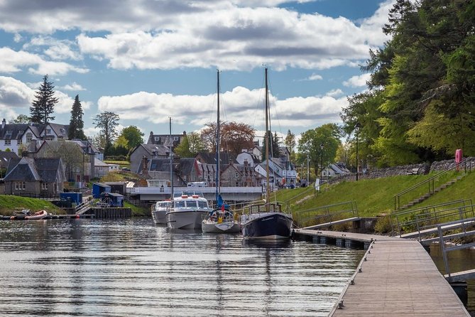 Loch Ness, Glen Coe & The Highlands Day Tour from Edinburgh - Coach comforts: air-conditioning, timing, and how long you’ll sit