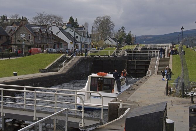 Loch Ness, Glencoe & Highland Small-Group Day Tour from Edinburgh - Callander First Stop: A Highland Reset Before You Head North