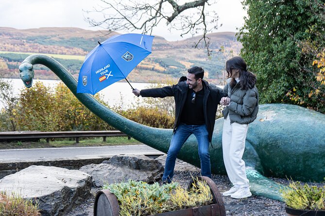 Loch Ness Private Day Tour up to 8 passengers - Loch Ness stop: choosing between a cruise, Urquhart Castle, and gin