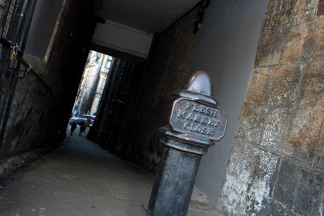 Multi-Sensory Haunted Underground Vaults Tour in Edinburgh - Timing and Value: 75 Minutes That Actually Uses the Underground