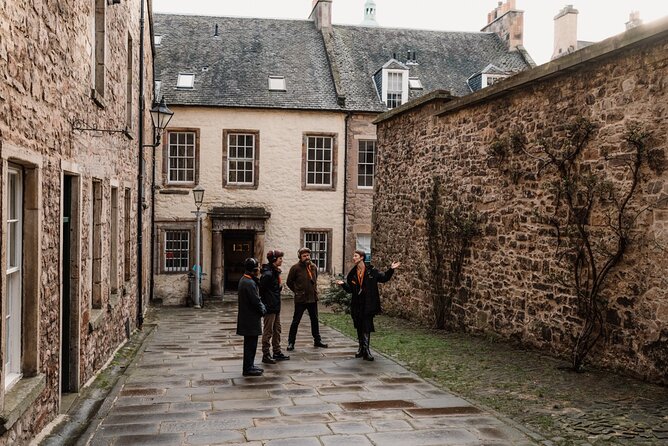Multi-Sensory Small Group Historic Old Town Walking Tour - Why this 1.5-hour Edinburgh Old Town walk works