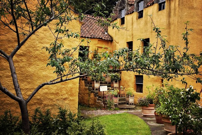 Outlander Odyssey: Outlander Filming Locations Private Day Tour - Doune Castle: Winterfell and More in One Stone Complex