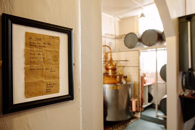 Pickering's Gin Jolly Distillery Tasting Tour - Where Summerhall’s old Vet College turns a gin tasting into an experience