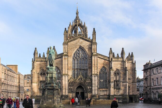 Private 4h Walking Tour in Edinburgh with Edinburgh Castle Tour - Price and Value: What You’re Really Paying For