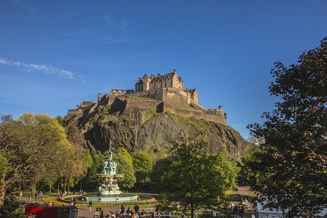 Private 4h Walking Tour in Edinburgh with Edinburgh Castle Tour - Where You Start, How It Runs, and What to Bring